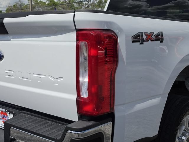 2025 Ford F-250 Super Duty XLT - Photo 11