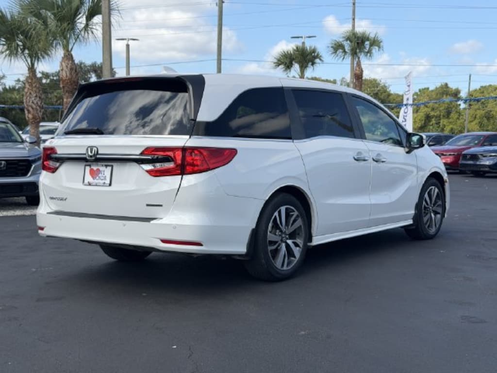 Used 2023 Honda Odyssey Touring Van