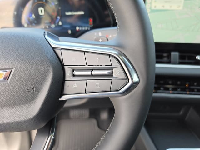 2027 Chevrolet Equinox LT - Photo 32