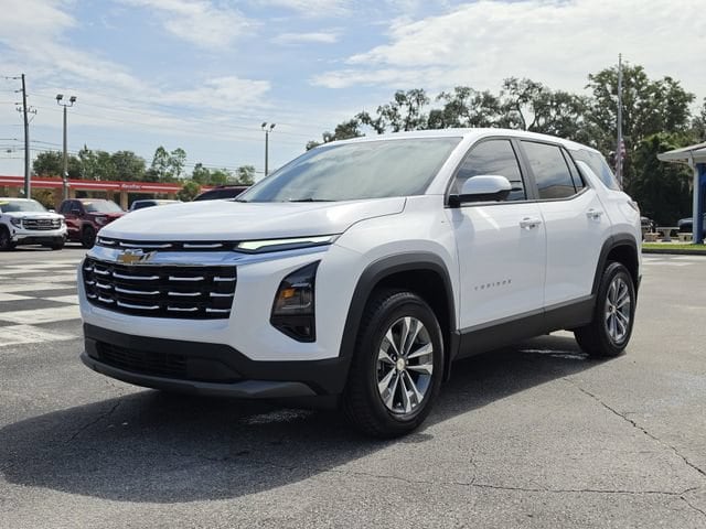 2027 Chevrolet Equinox LT - Photo 8