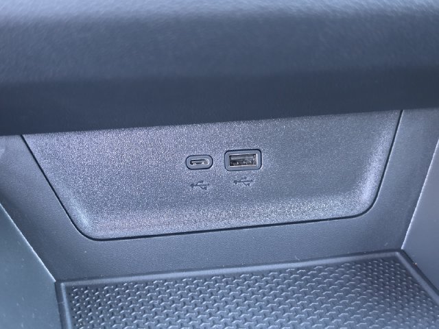 2027 Chevrolet Equinox LT - Photo 27