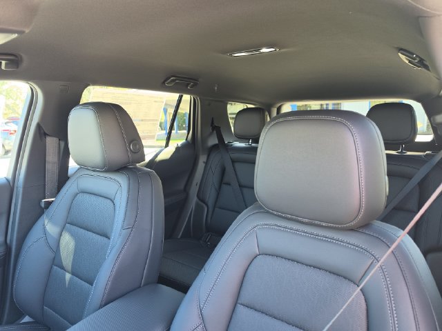 2027 Chevrolet Equinox LT - Photo 22