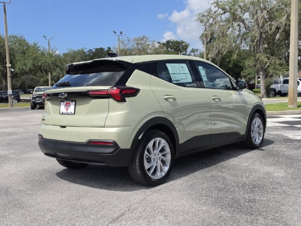 New 2027 Chevrolet Bolt LT SUV