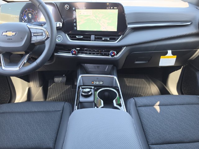 2027 Chevrolet Equinox LT - Photo 16