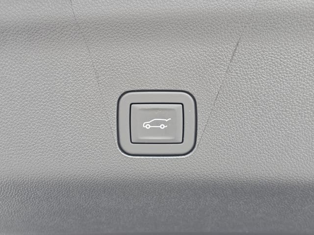 2026 Chevrolet Tahoe High Country - Photo 13