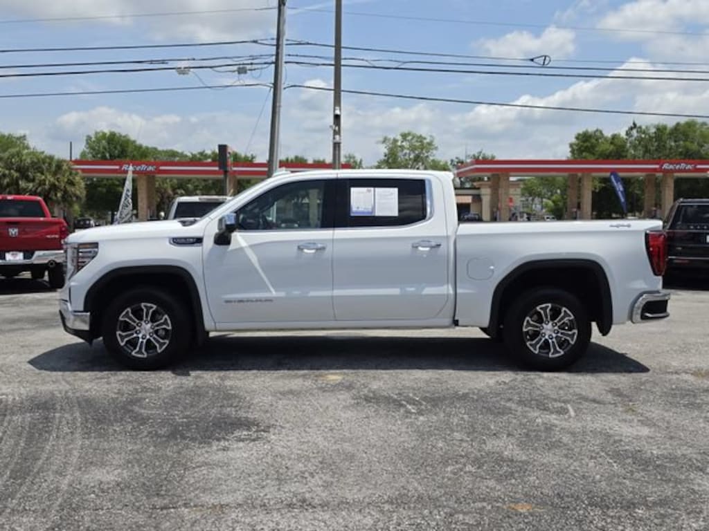 Used 2025 GMC Sierra 1500 SLT Truck Crew Cab
