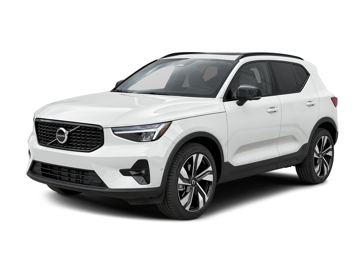 2026 Volvo XC40 B5 Plus AWD SUV
