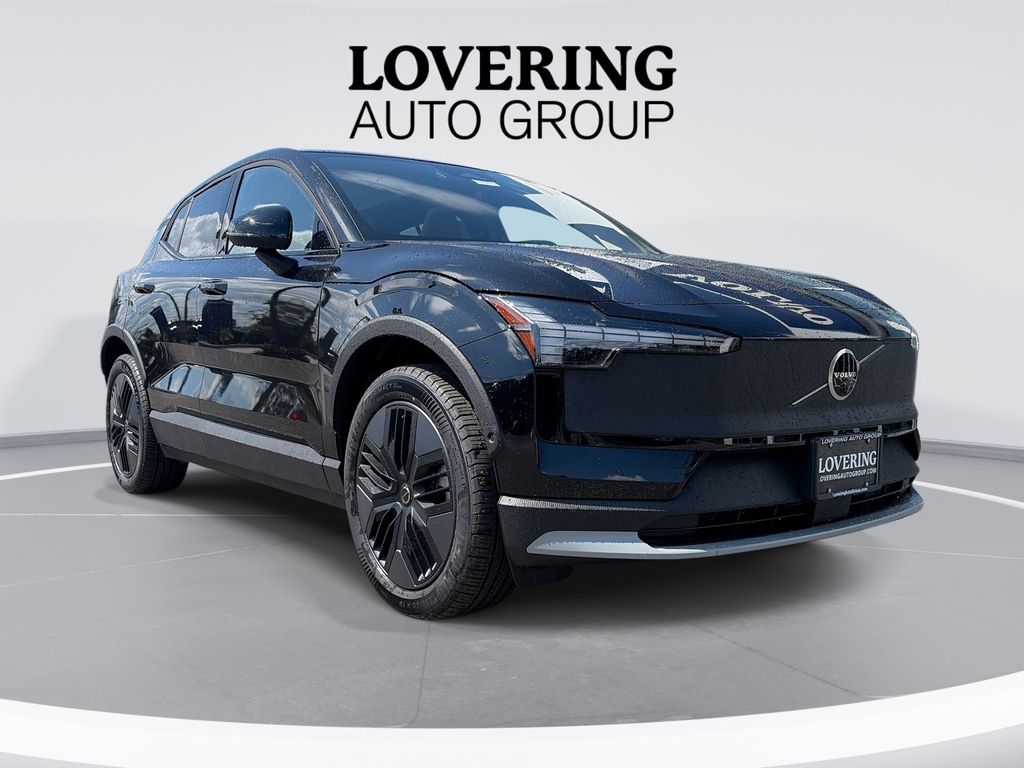 2026 Volvo EX30 Cross Country SUV 