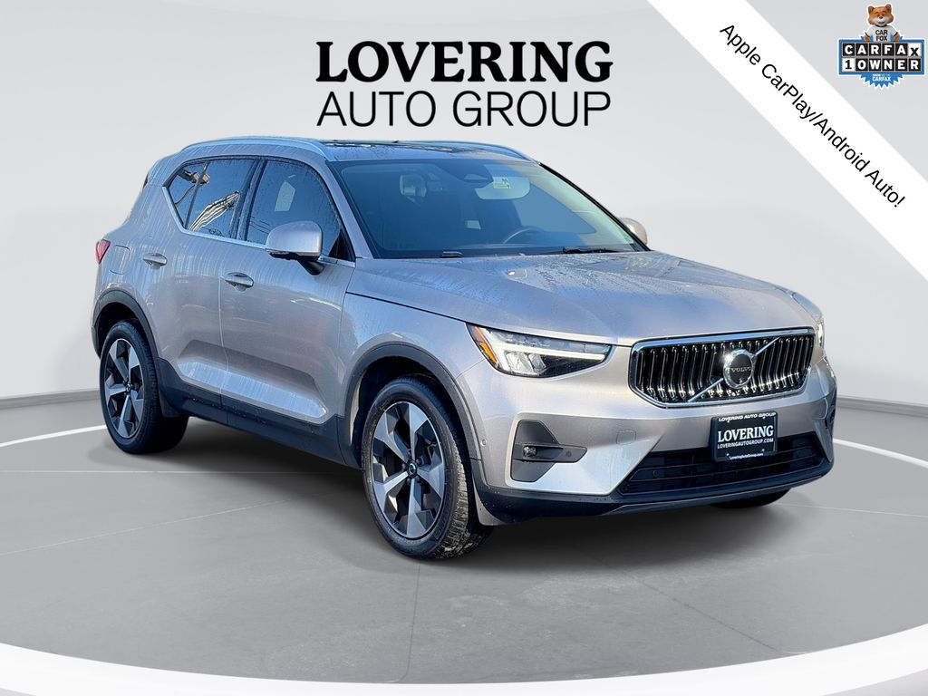 2024 Volvo XC40 SUV 