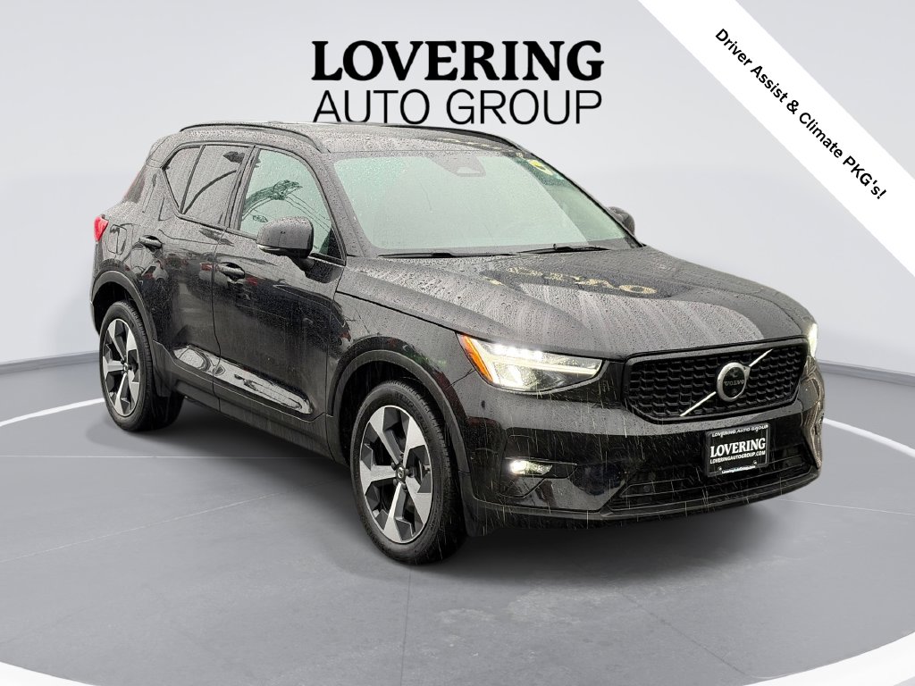 2023 Volvo XC40