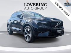 2026 Volvo XC40 B5 Plus SUV