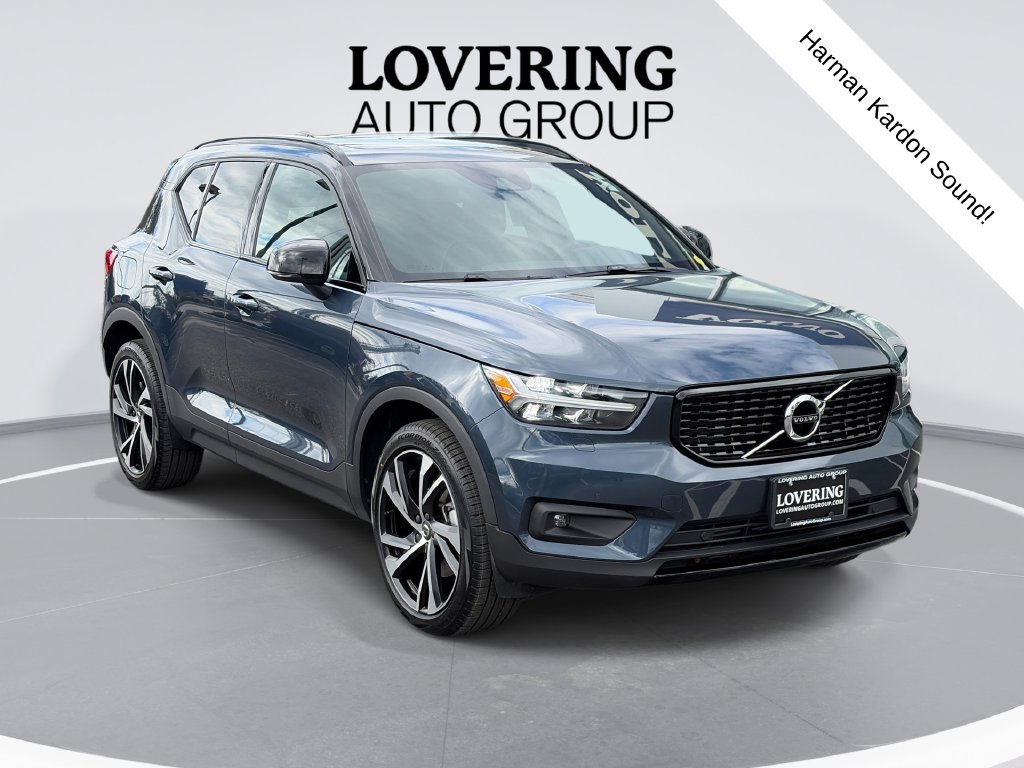 2022 Volvo XC40