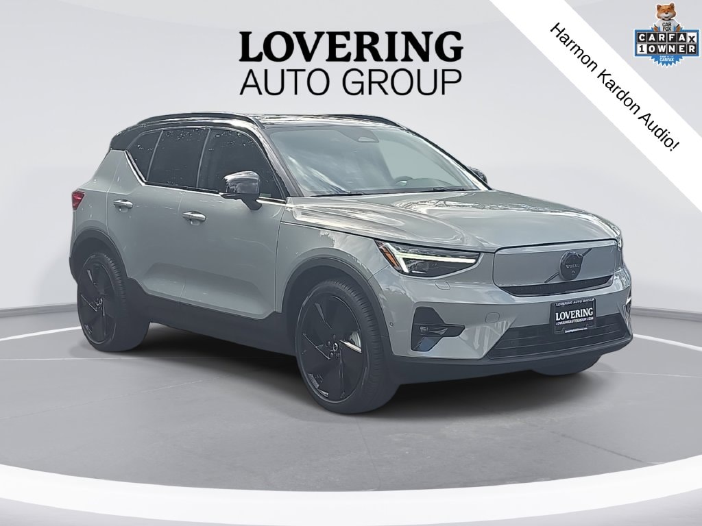 2026 Volvo EX40 SUV 