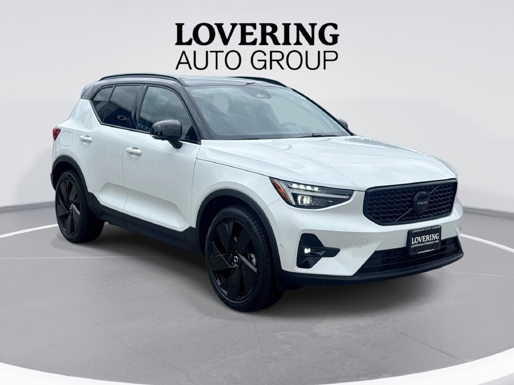 2026 Volvo XC40 B5 Ultra Black Edition AWD SUV