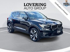 2024 Volvo XC40 B5 Plus Bright Theme SUV