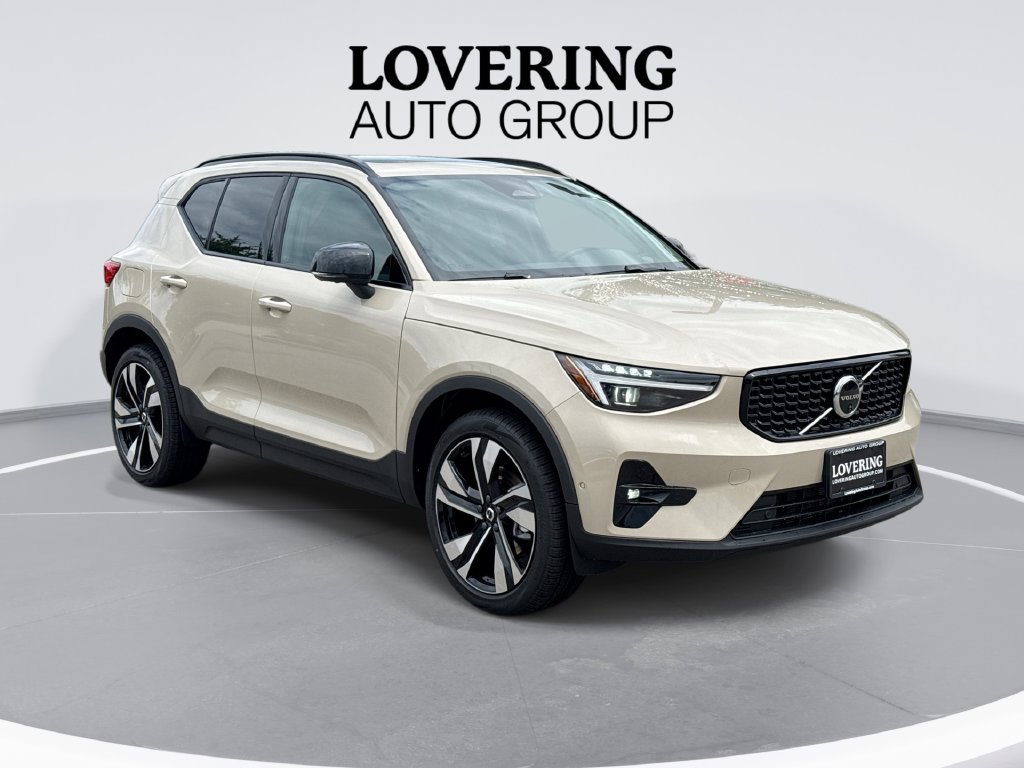 2026 Volvo XC40 B5 Ultra AWD SUV