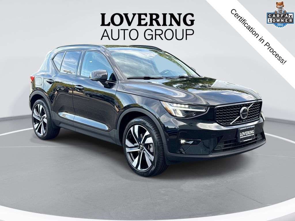 2024 Volvo XC40