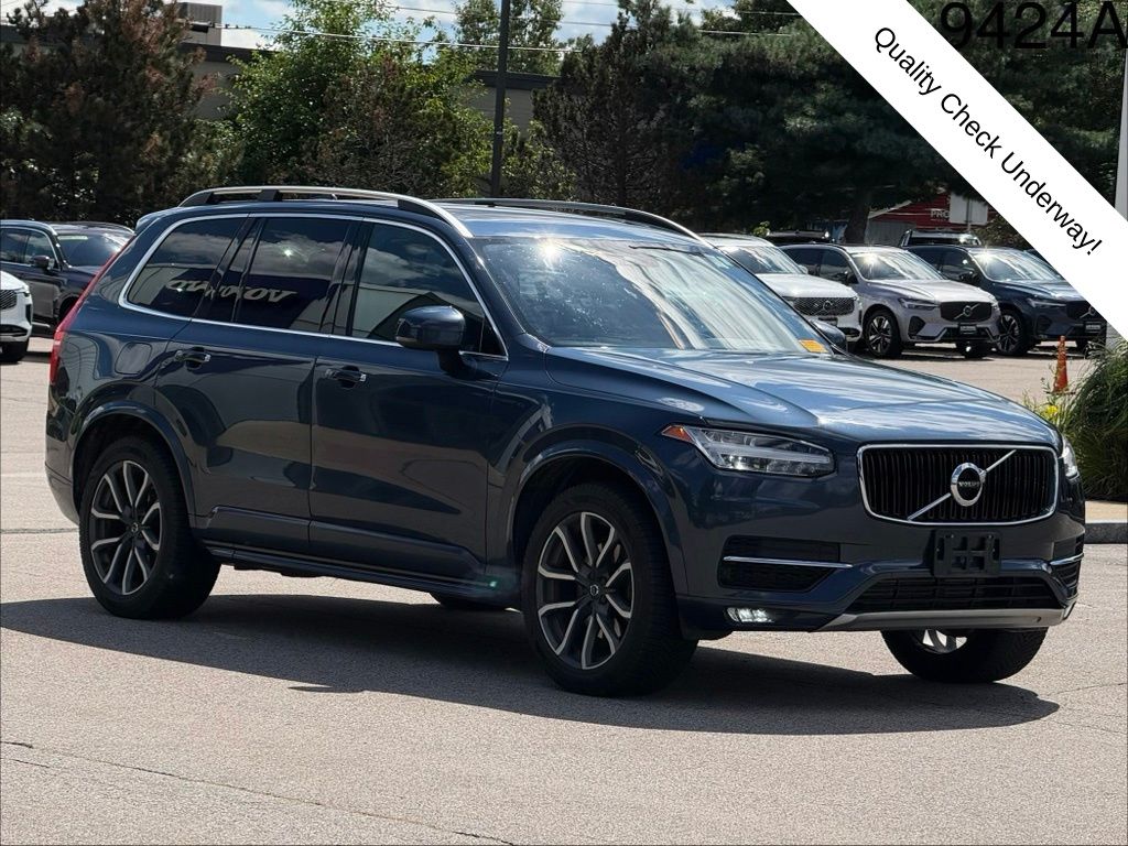 2019 Volvo XC90 SUV 