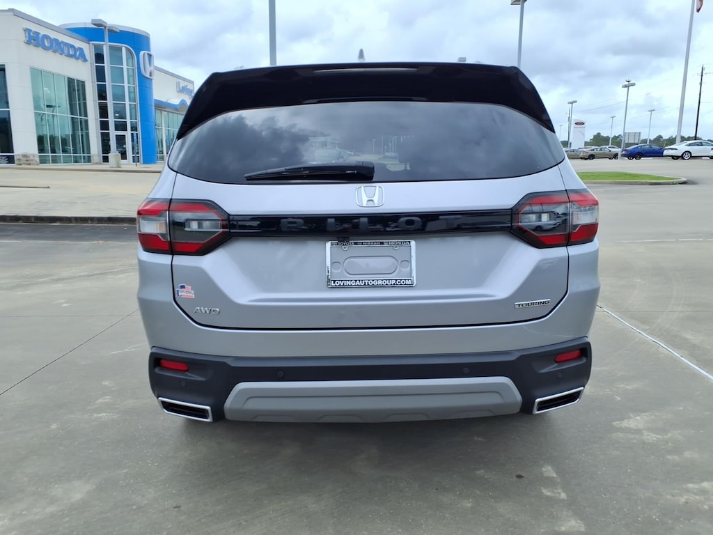 Used 2025 Honda Pilot Touring SUV