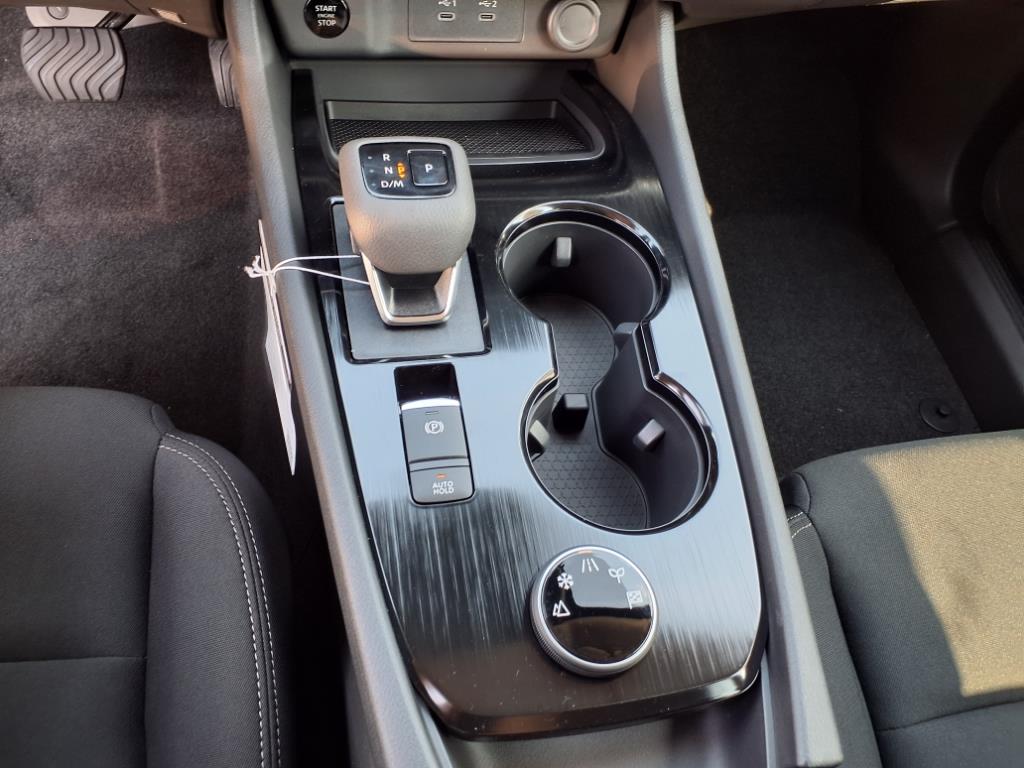 2026 Nissan Rogue S - Photo 16