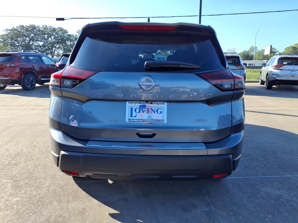 New 2026 Nissan Rogue SV SUV