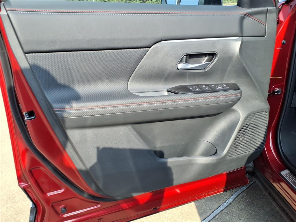 2026 Nissan KICKS SR AWD - Photo 18