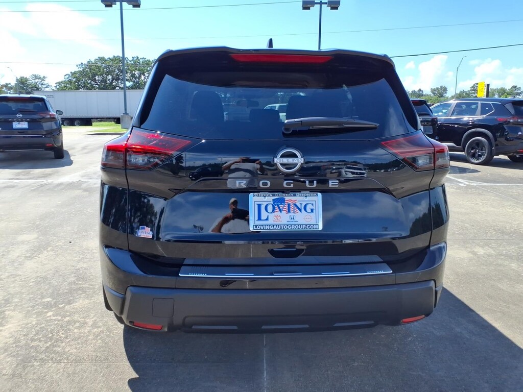 New 2026 Nissan Rogue SV SUV