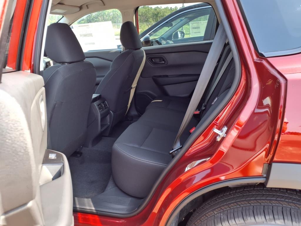 2026 Nissan Rogue S - Photo 17