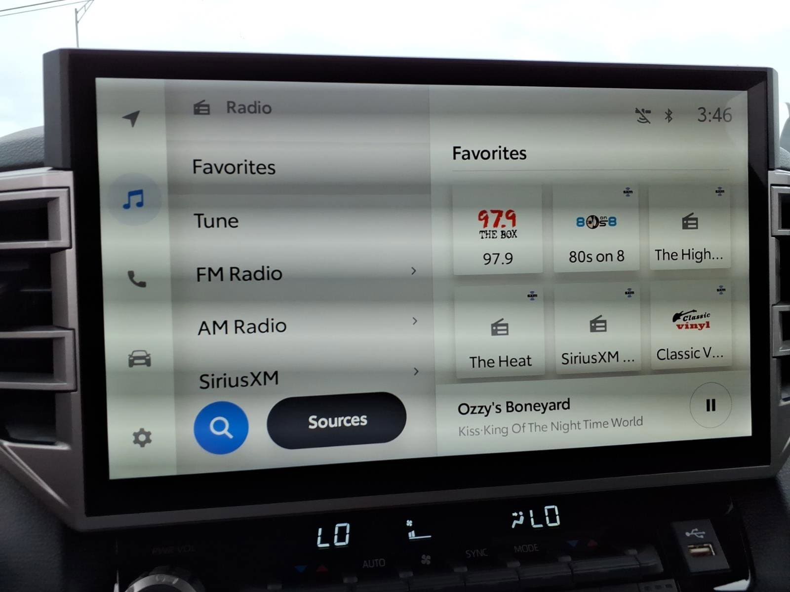 2026 Toyota Tundra SR5 - Photo 8