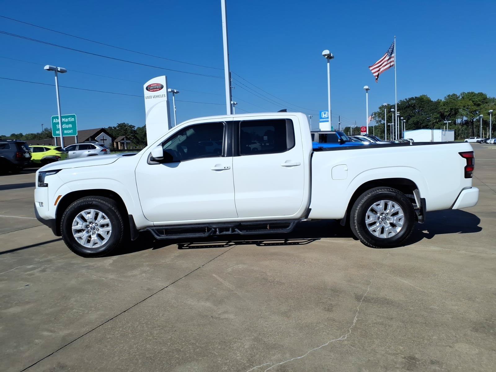 Used 2024 Nissan Frontier SV Truck Crew Cab