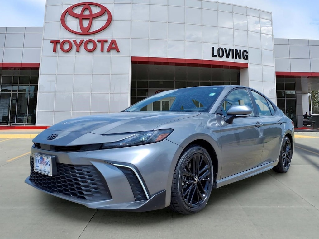 Certified 2025 Toyota Camry SE Sedan