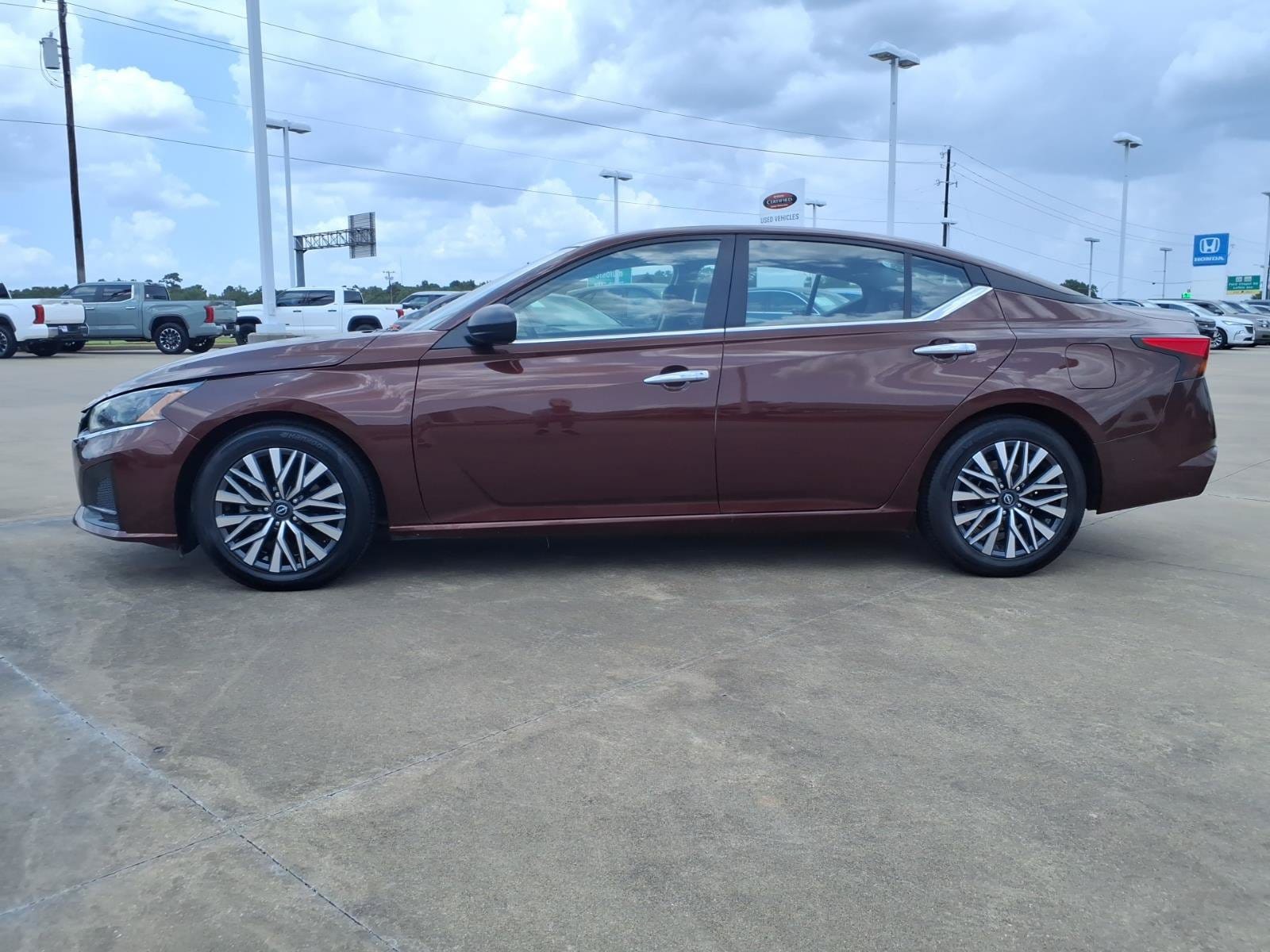 Used 2024 Nissan Altima SV with VIN 1N4BL4DV7RN336859 for sale in Lufkin, TX