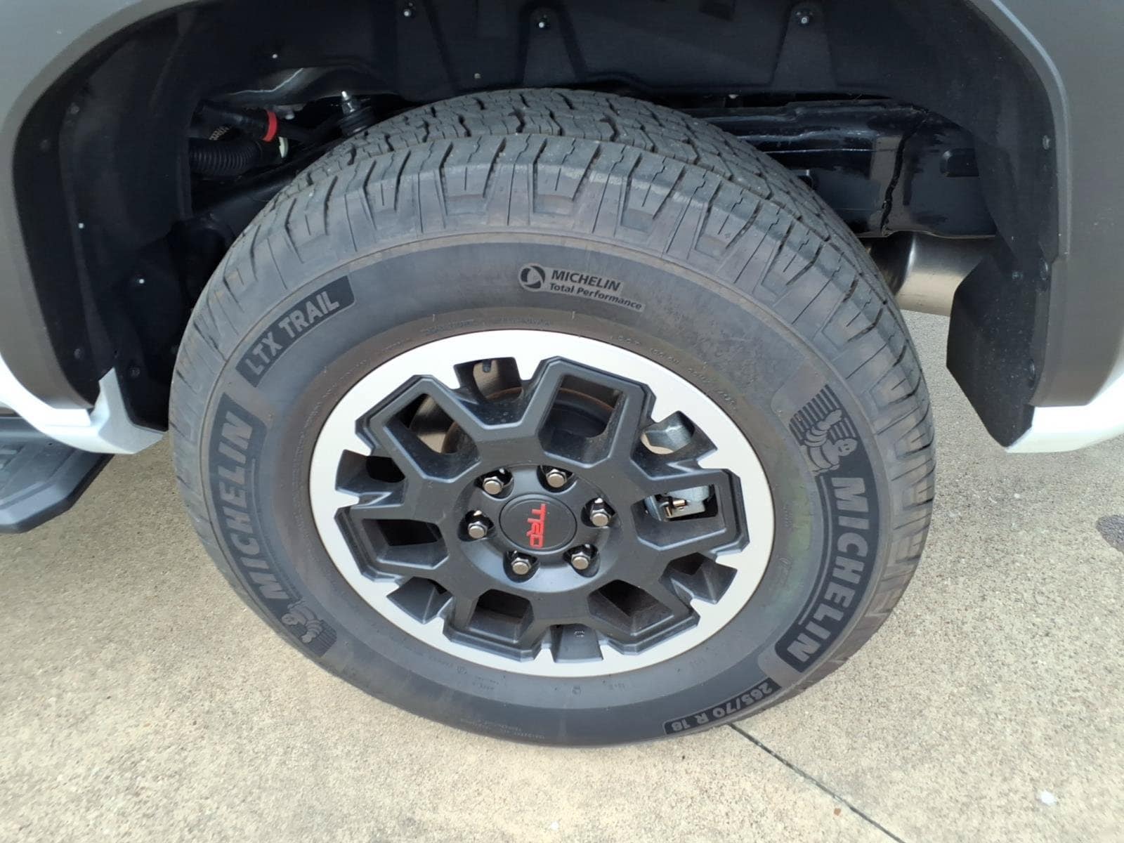2026 Toyota 4Runner TRD Off-Road - Photo 18