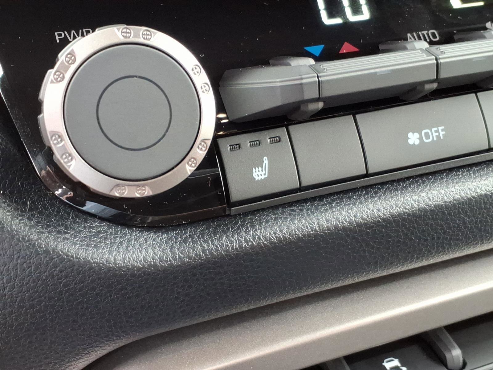 2026 Toyota Tundra SR5 - Photo 9