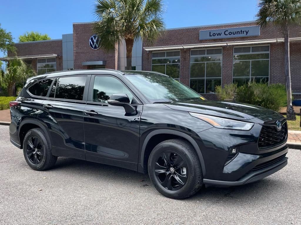 2024 Toyota Highlander XLE Nightshade