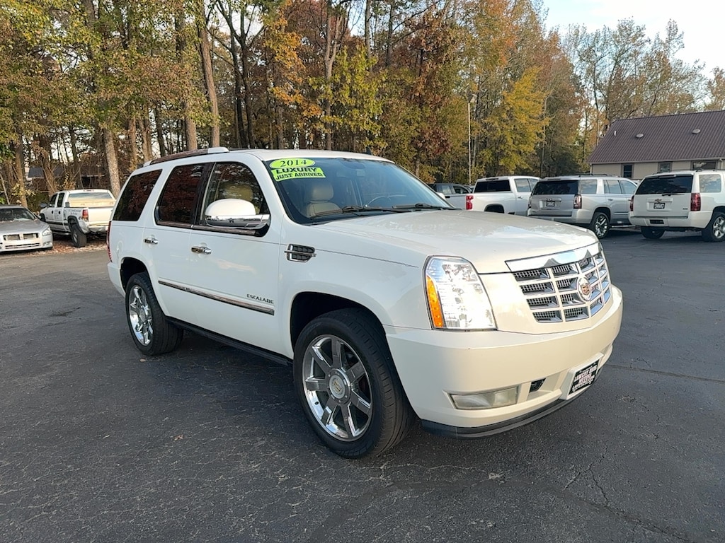 Used 2014 CADILLAC Escalade Luxury SUV