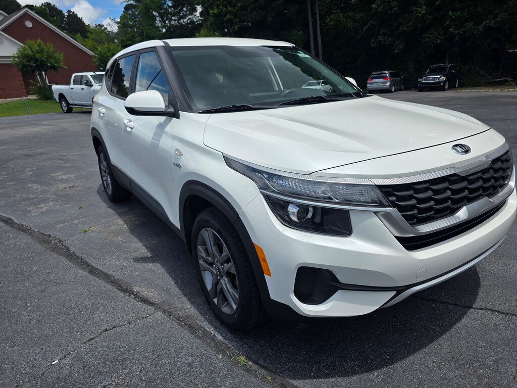 Used 2021 Kia Seltos LX SUV
