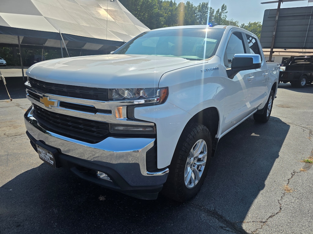 Used 2020 Chevrolet Silverado 1500 LT Truck Crew Cab