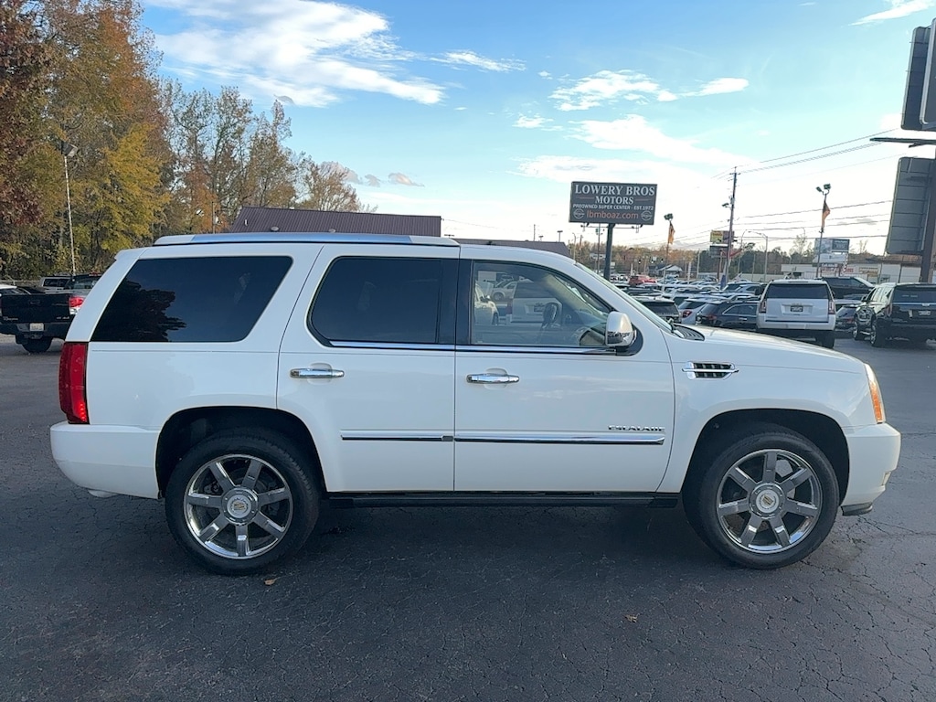 Used 2014 CADILLAC Escalade Luxury SUV
