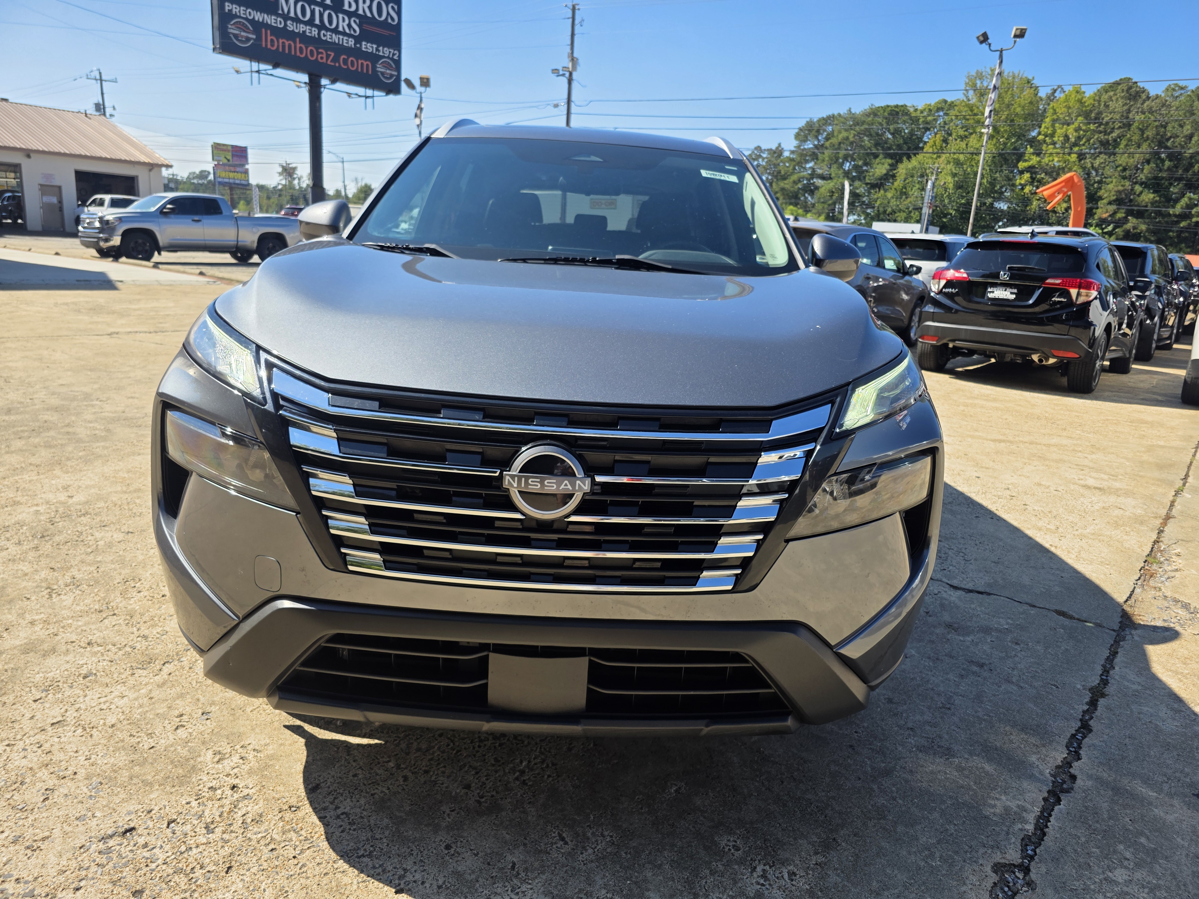 Used 2024 Nissan Rogue SV SUV