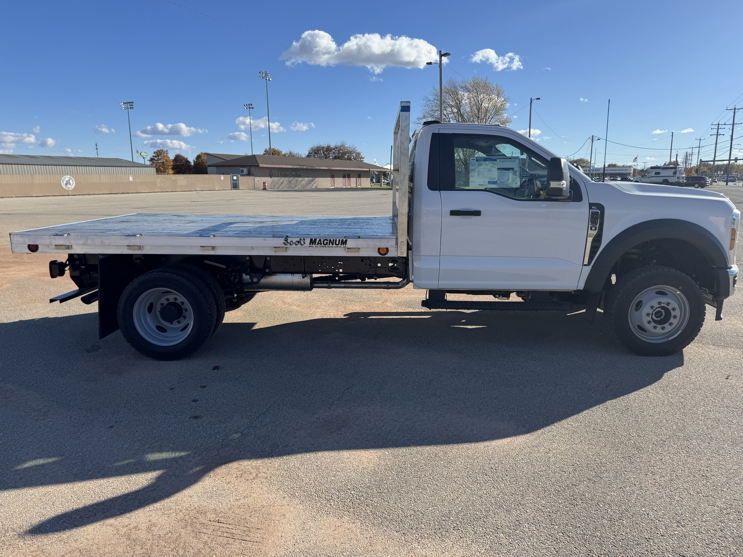 2026 Ford F-450 Super Duty Chassis Cab XL - Photo 5