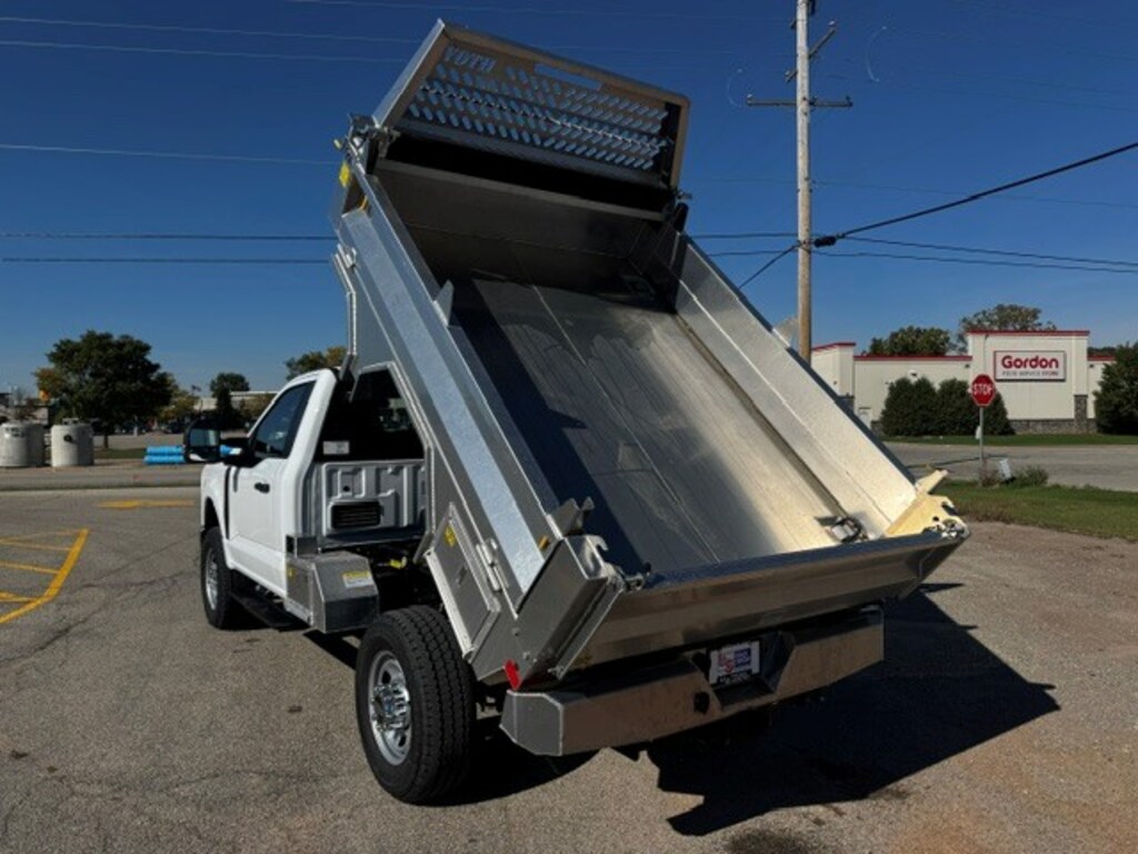 New 2027 Ford Super Duty F350 TRUCK