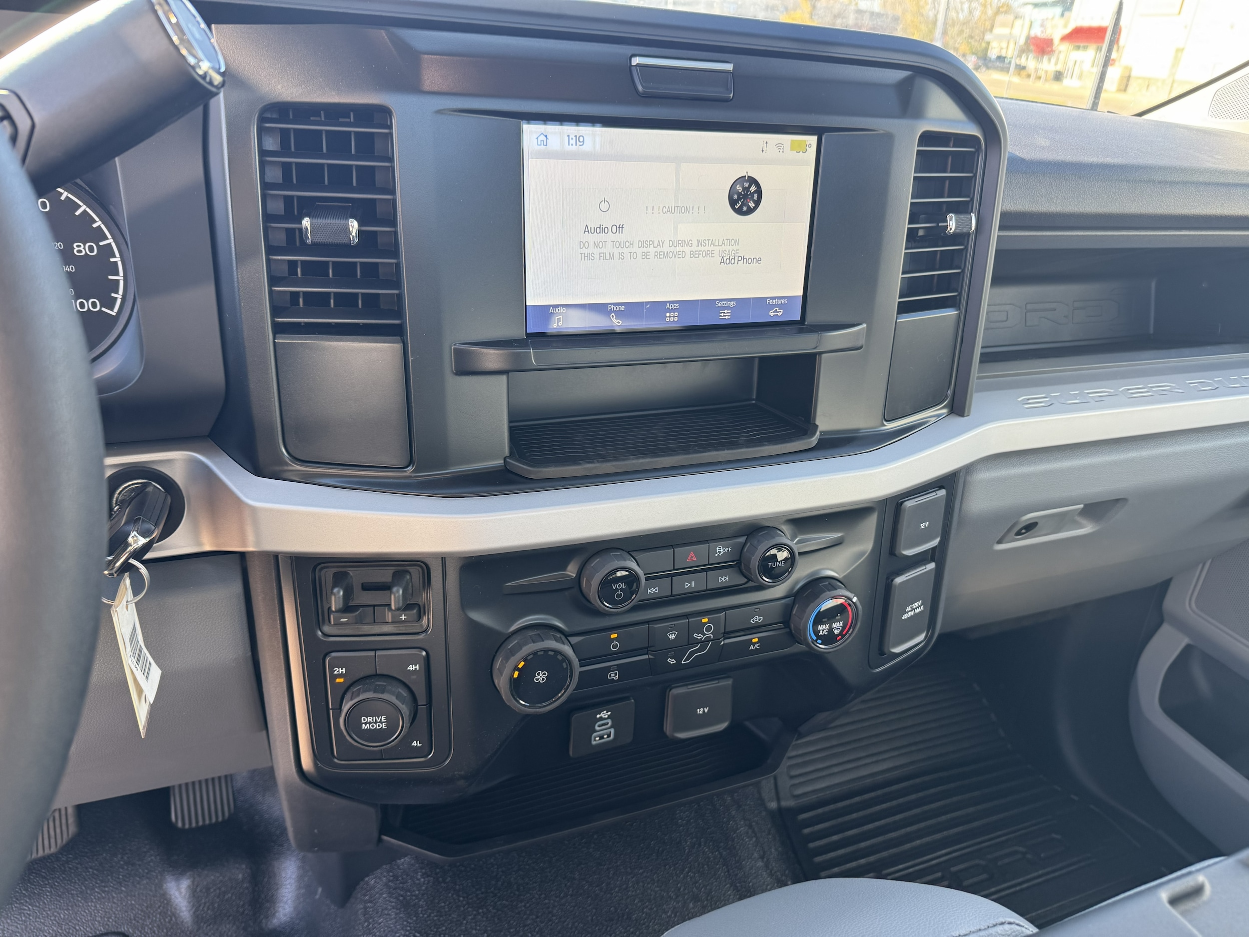 2026 Ford F-450 Super Duty Chassis Cab XL - Photo 9