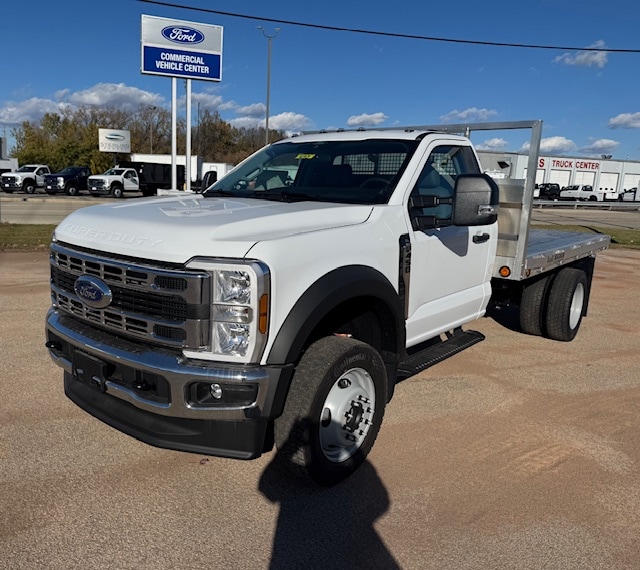 2026 Ford F-450 Super Duty Chassis Cab XL - Photo 6