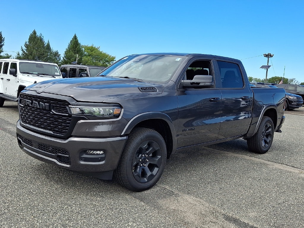 New 2027 Ram 1500 BIG HORN CREW CAB 4X4 5'7 BOX Pickup