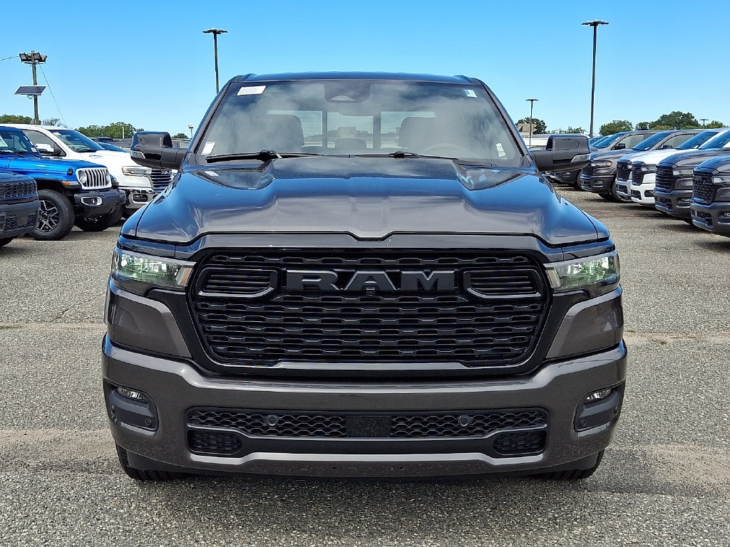 New 2027 Ram 1500 BIG HORN CREW CAB 4X4 5'7 BOX Pickup