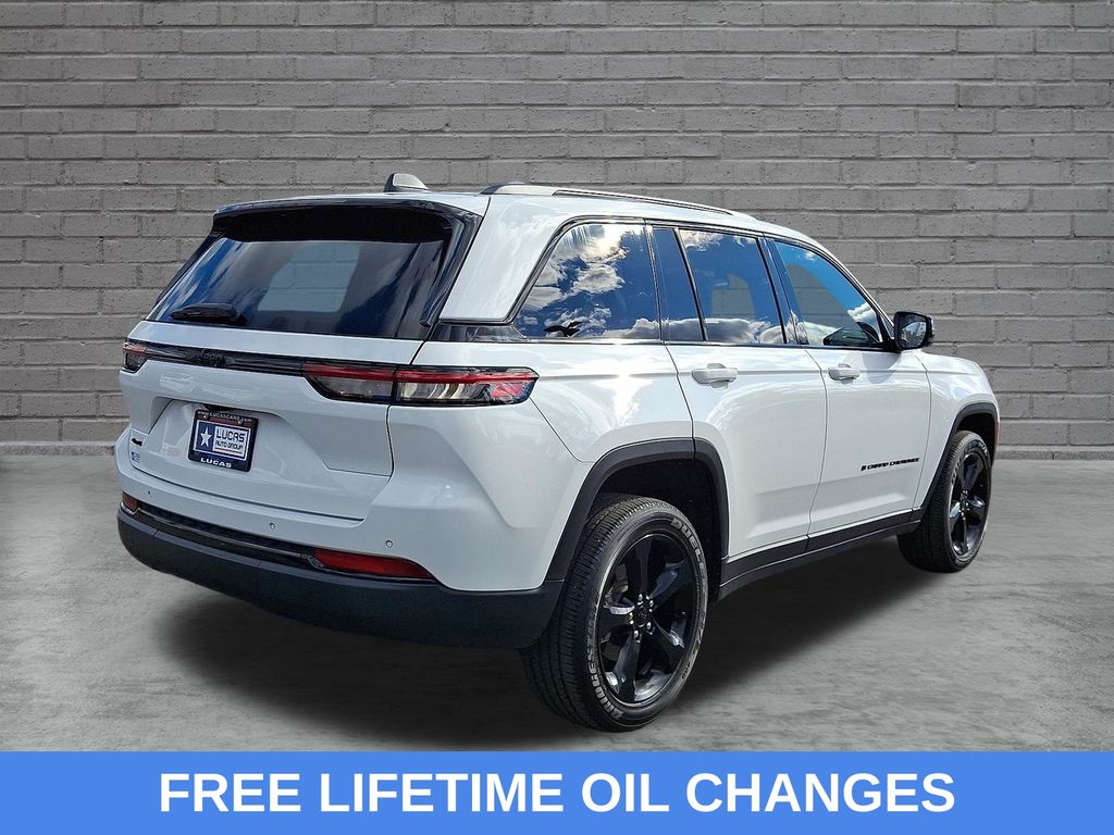 2023 Jeep Grand Cherokee Altitude - Photo 12