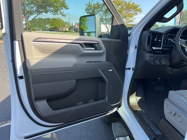 2026 Chevrolet Silverado 2500 HD LTZ - Photo 4