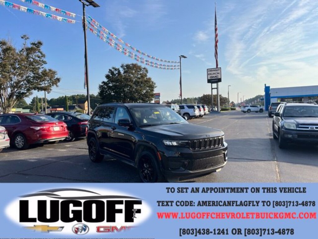 Used 2025 Jeep Grand Cherokee Altitude