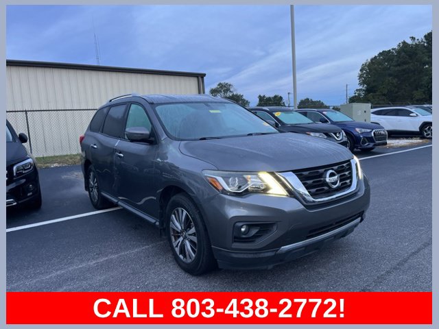 2017 Nissan Pathfinder SL